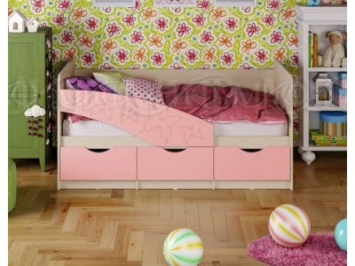 Детская кровать с месяцем